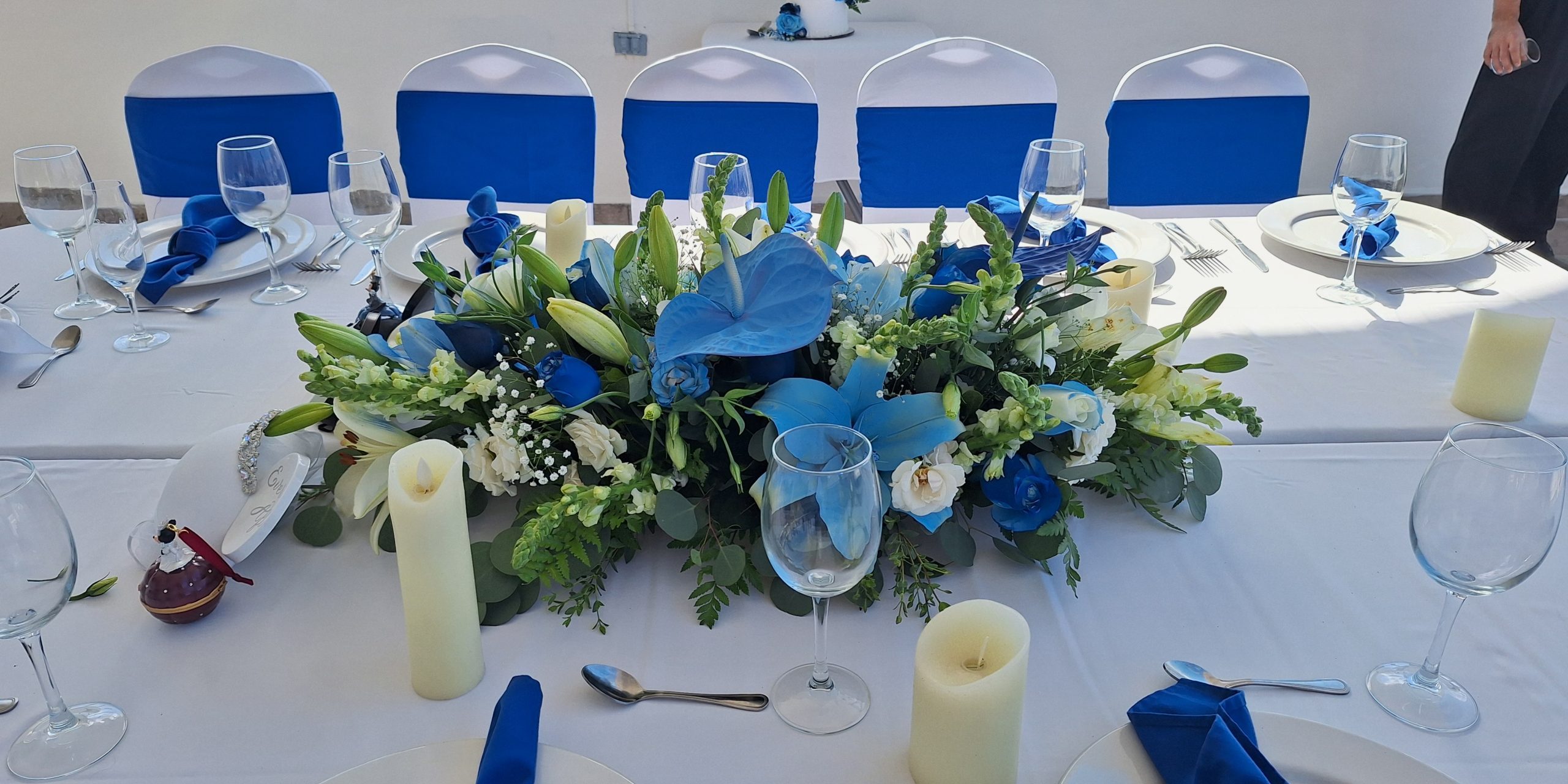 romantic beach reception